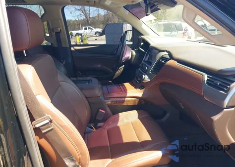 2016 Chevrolet Suburban Ltz z USA, uszkodzony, nr VIN 1GNSCJKC4GR426946